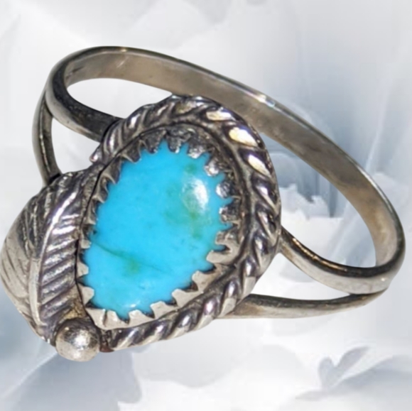 Turquoise Ring Set in Sterling Silver